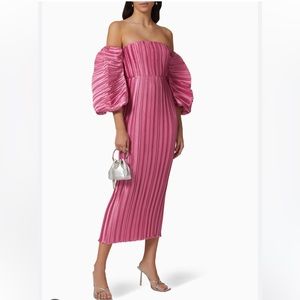 NWT L’IDEE Sirene Off the shoulder midi size 6 us or 10 eu